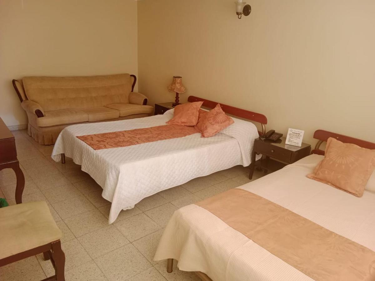Hotel Khalifa 内瓦 外观 照片